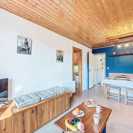 Pegase Phenix-74 By Interhome *